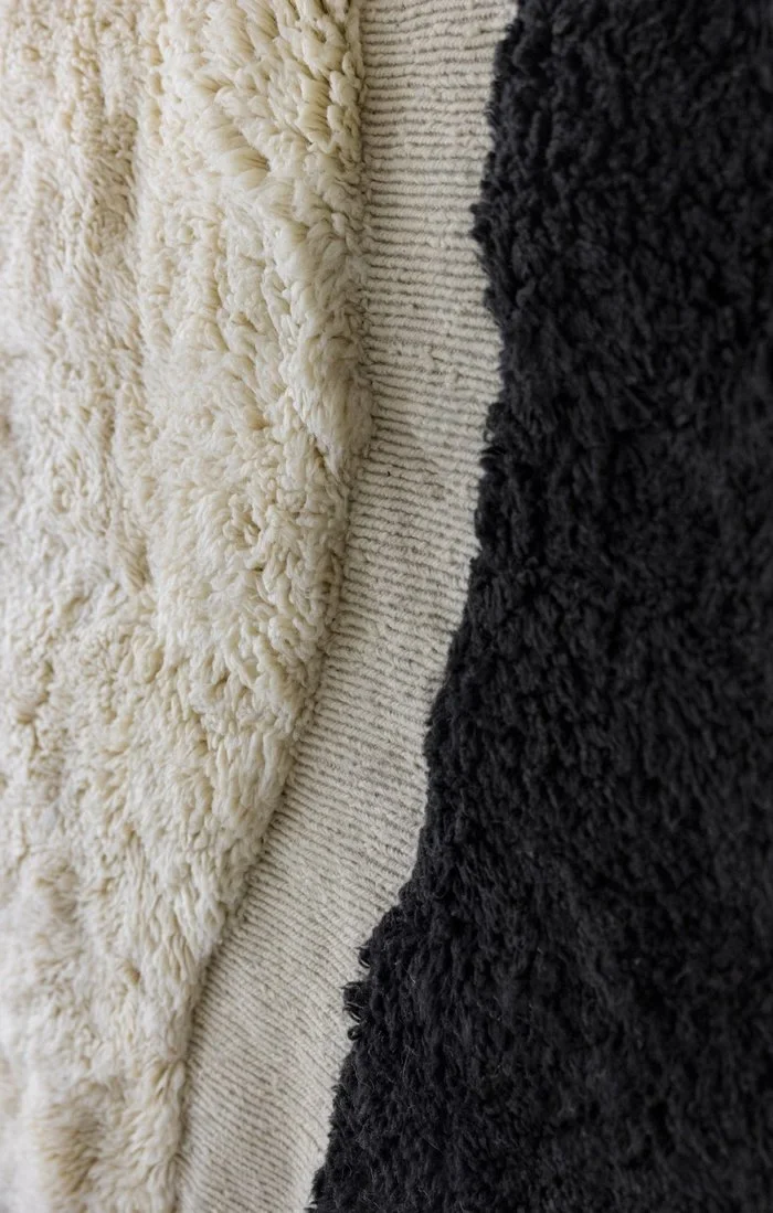 detail view — MAAJ natural wool rug, Maison Tóukkani