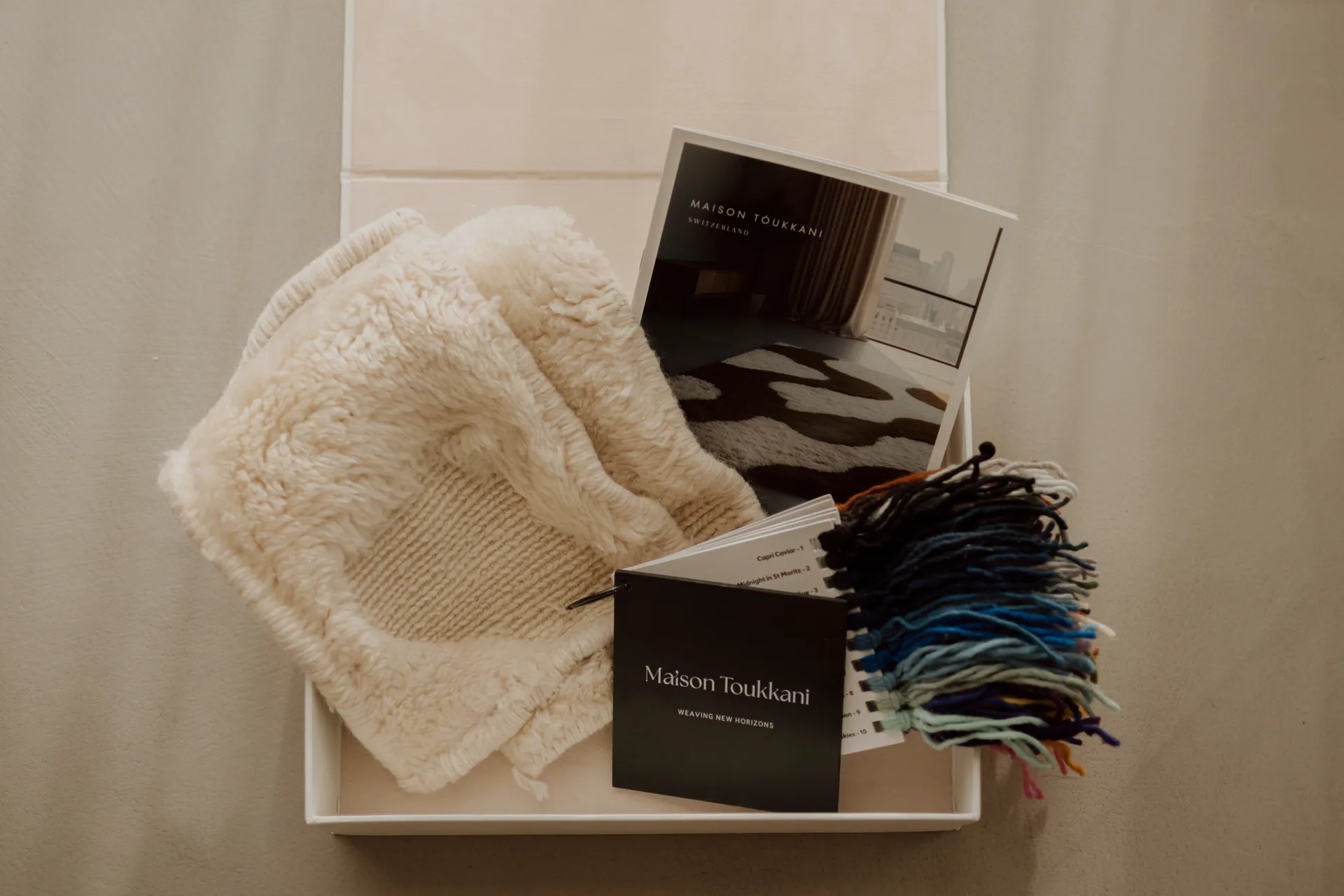 Maison Tóukkani Musterbox — Materialansicht